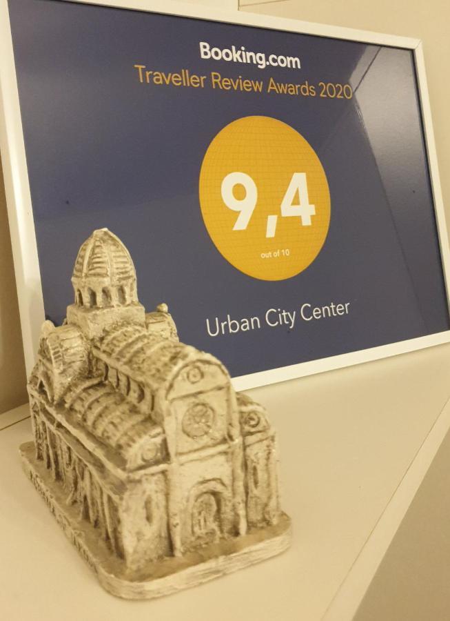 Urban City Center シベニク エクステリア 写真